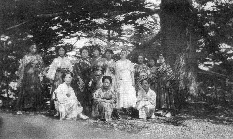 with women students 1920s