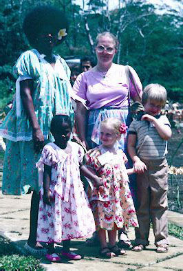 Simone Kendall and children