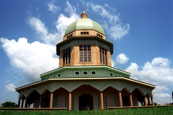 Kampala temple