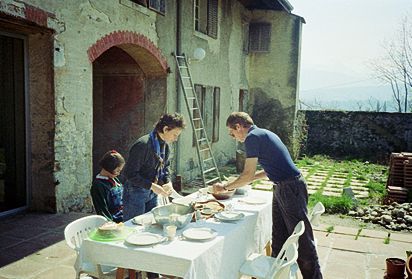 Outside meal, Catherine, Arthur 1988