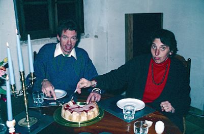 Ayyam-i-Ha cake