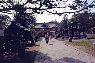 Tokyo gardens and temples