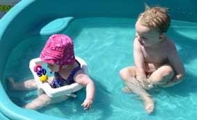Alie and Benjamin in the pool