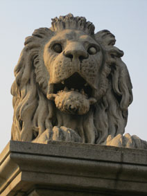 Chain Bridge lion