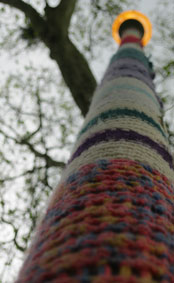knitted lampost