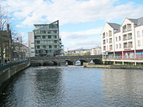 Sligo, Glasshouse Hotel