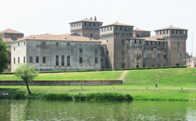 Palazzo Ducale from lake