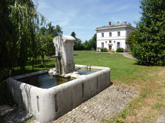 fountain near chateau