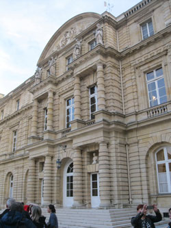 Palais de Luxembourg entrance